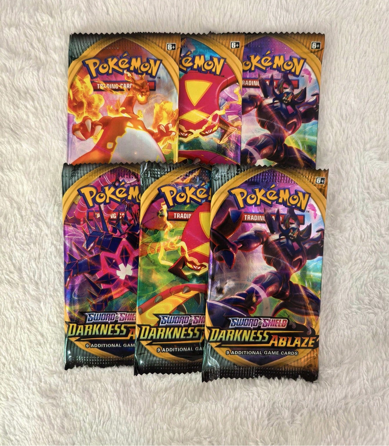 Pokémon TCG: Sword & Shield Darkness Ablaze Booster Box Trading Card Game Multicolor Darkness Ablaze 6 Pack