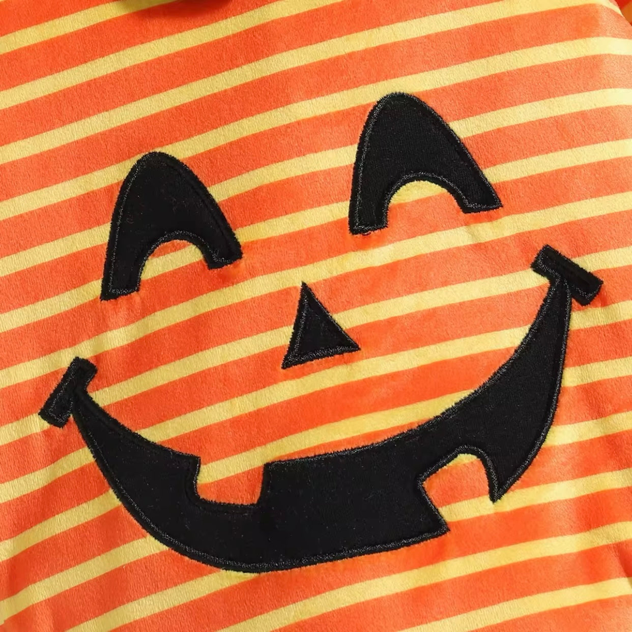 Baby Orange Halloween Bodysuit Socks & Hat Costume (Age Newborn - 24M)