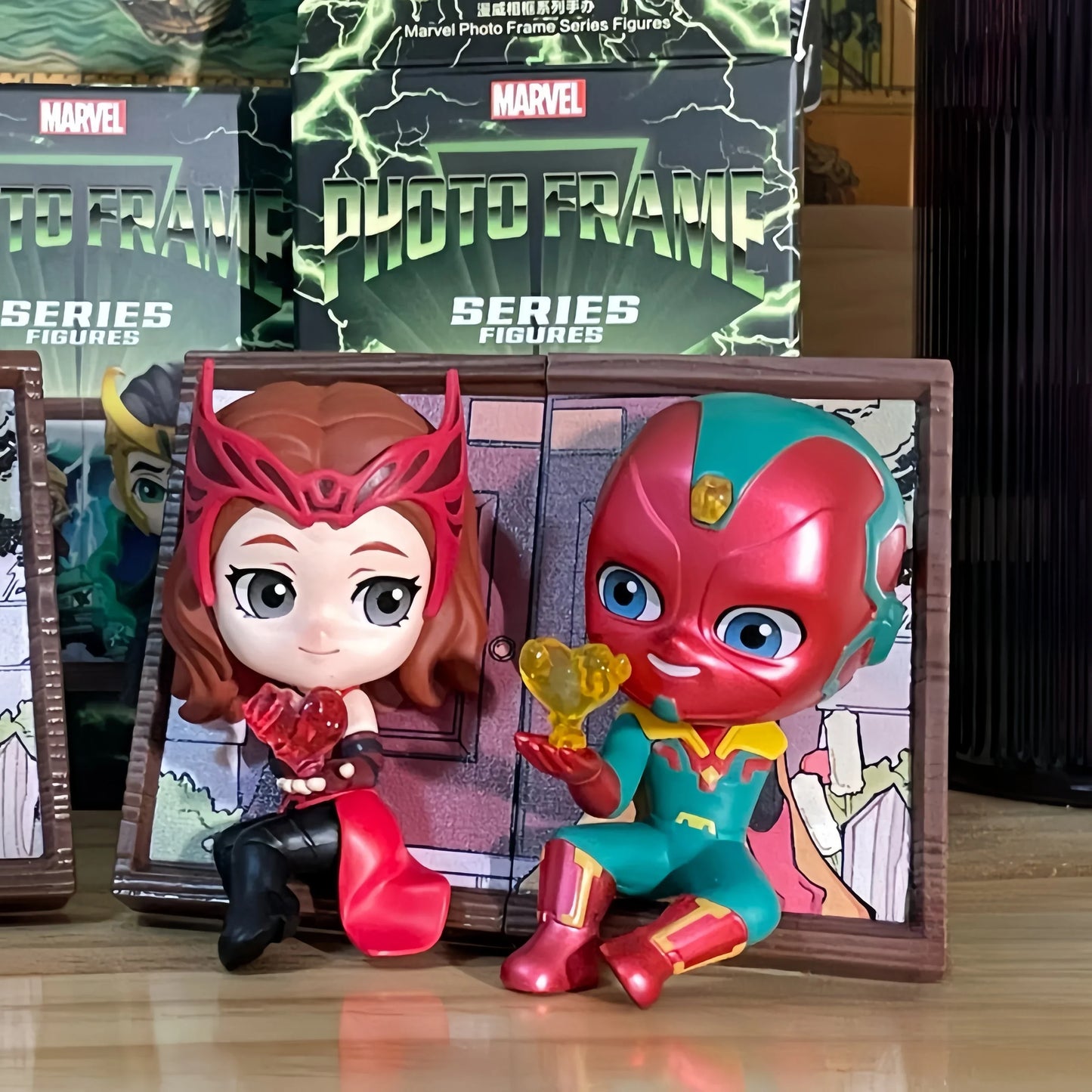 Marvel Photo Frame Series Blind Box Figure