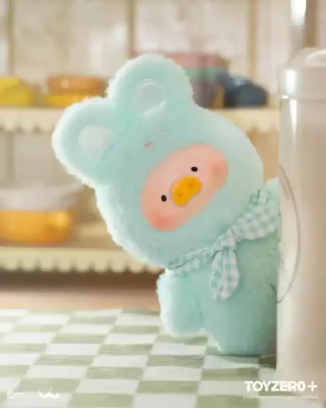 Lulu The Piggy Vintage Teddy Shop Vinyl Plush Blind Box L