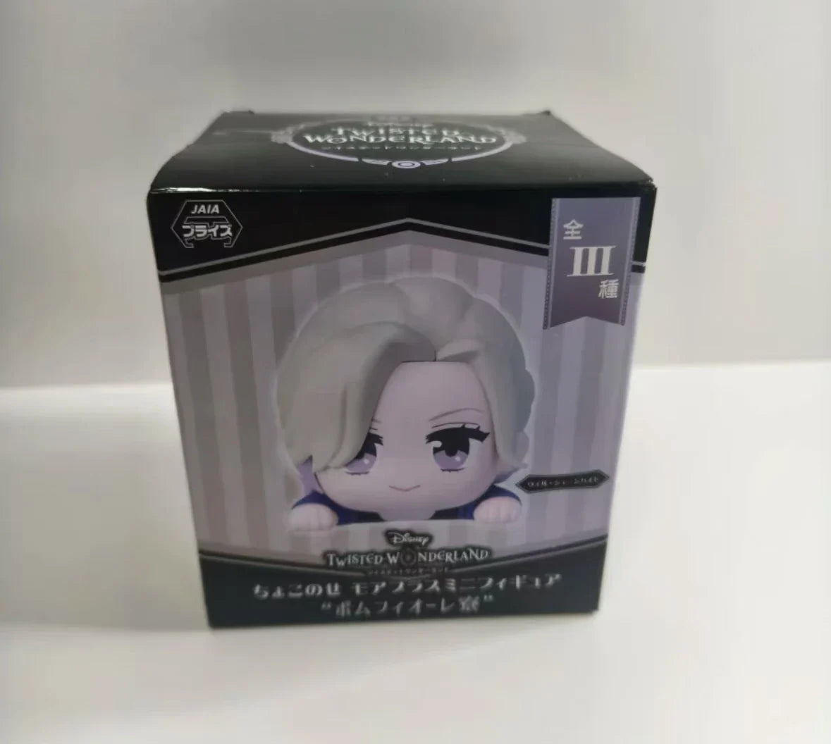 Bandai Qposket Twisted Wonderland Series Figures