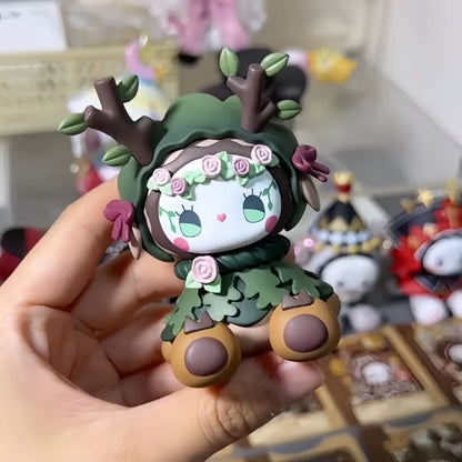 Emma Secret Forest Frostveil Villa Series Blind Box Gardener